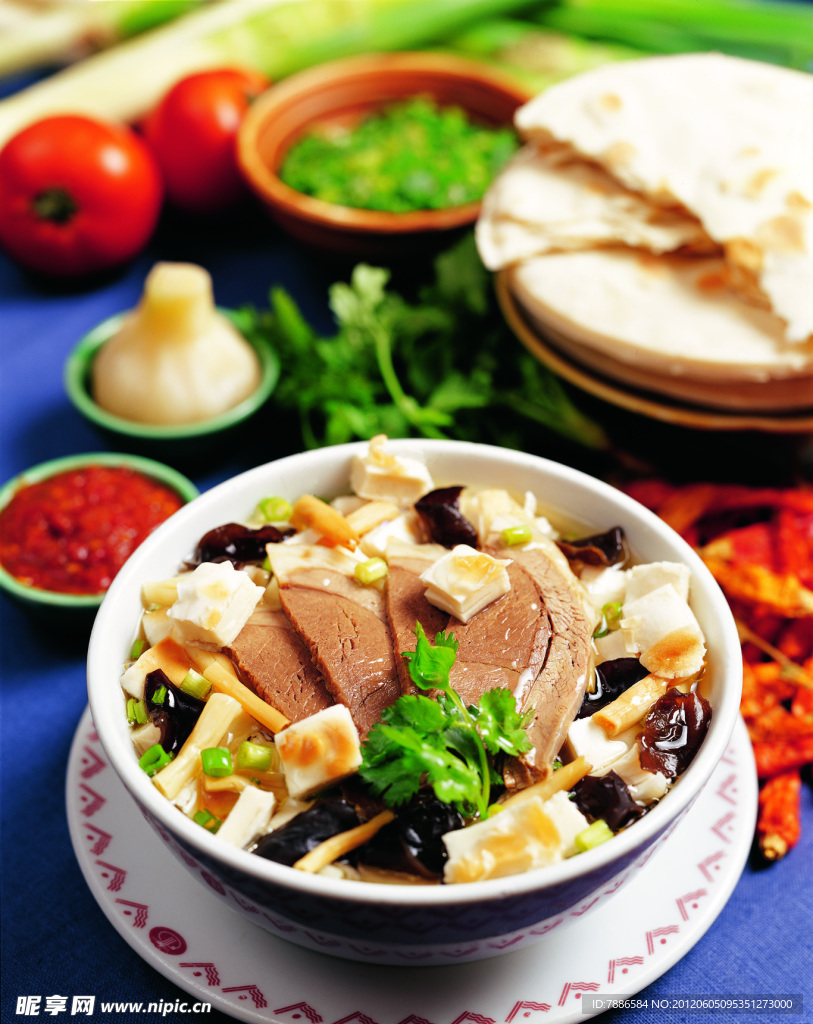 羊肉泡馍小