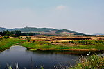 山下的小河