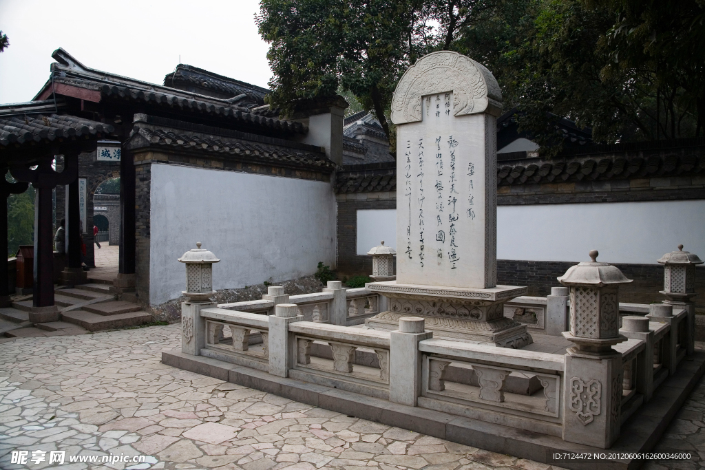 镇江甘露寺