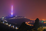 夜晚灯塔