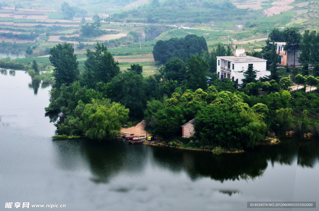 高西河对岸