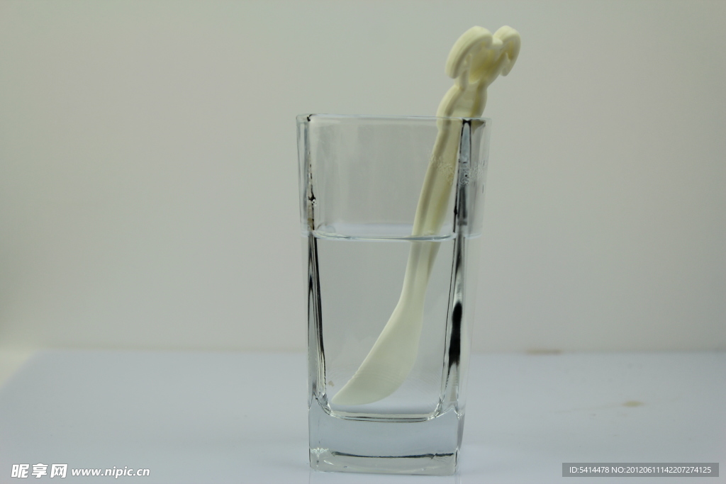 水杯
