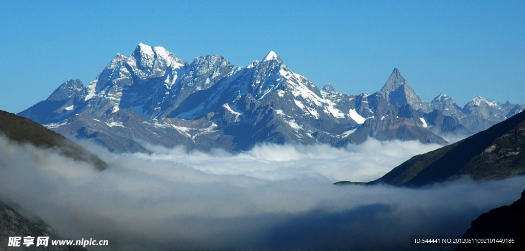 四姑娘山