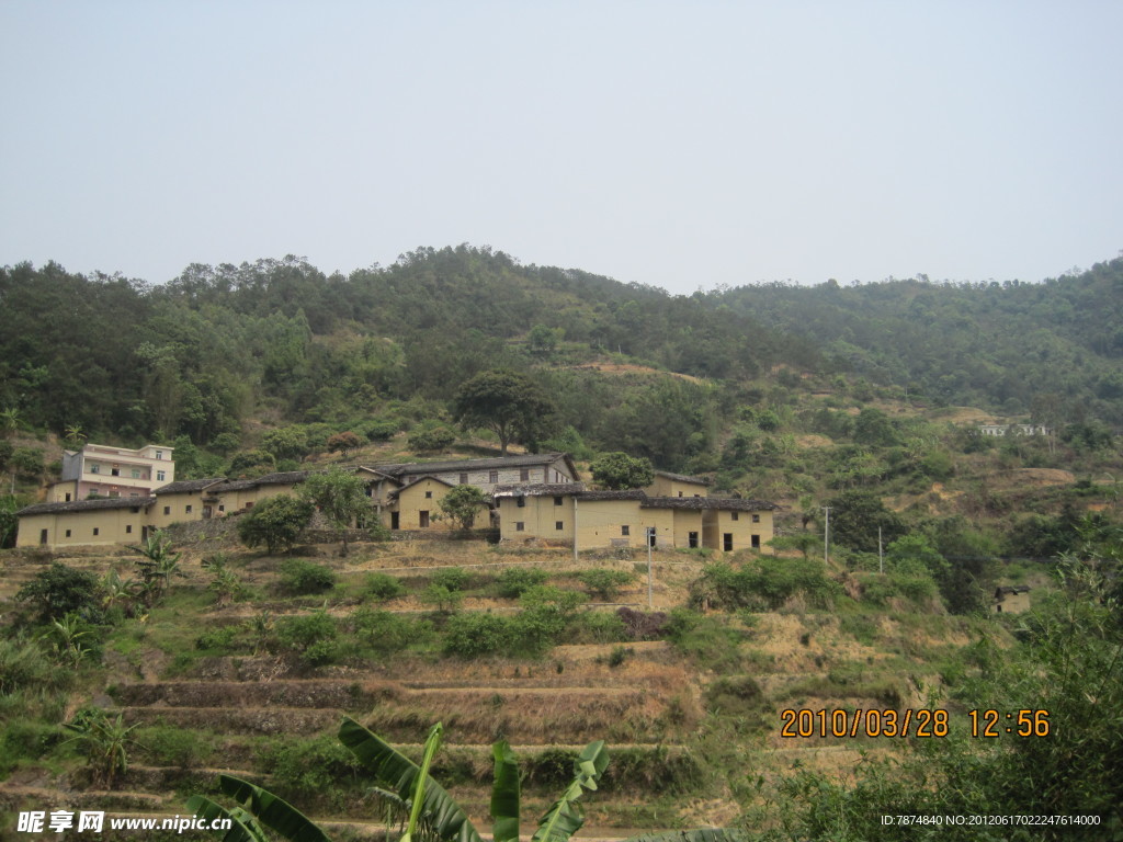 小山村