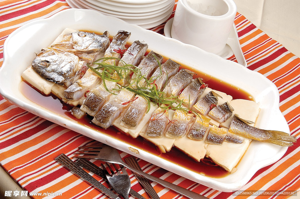 豆腐蒸黄鱼