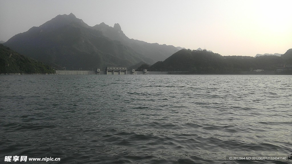 山峰 大好河山 水面 水库