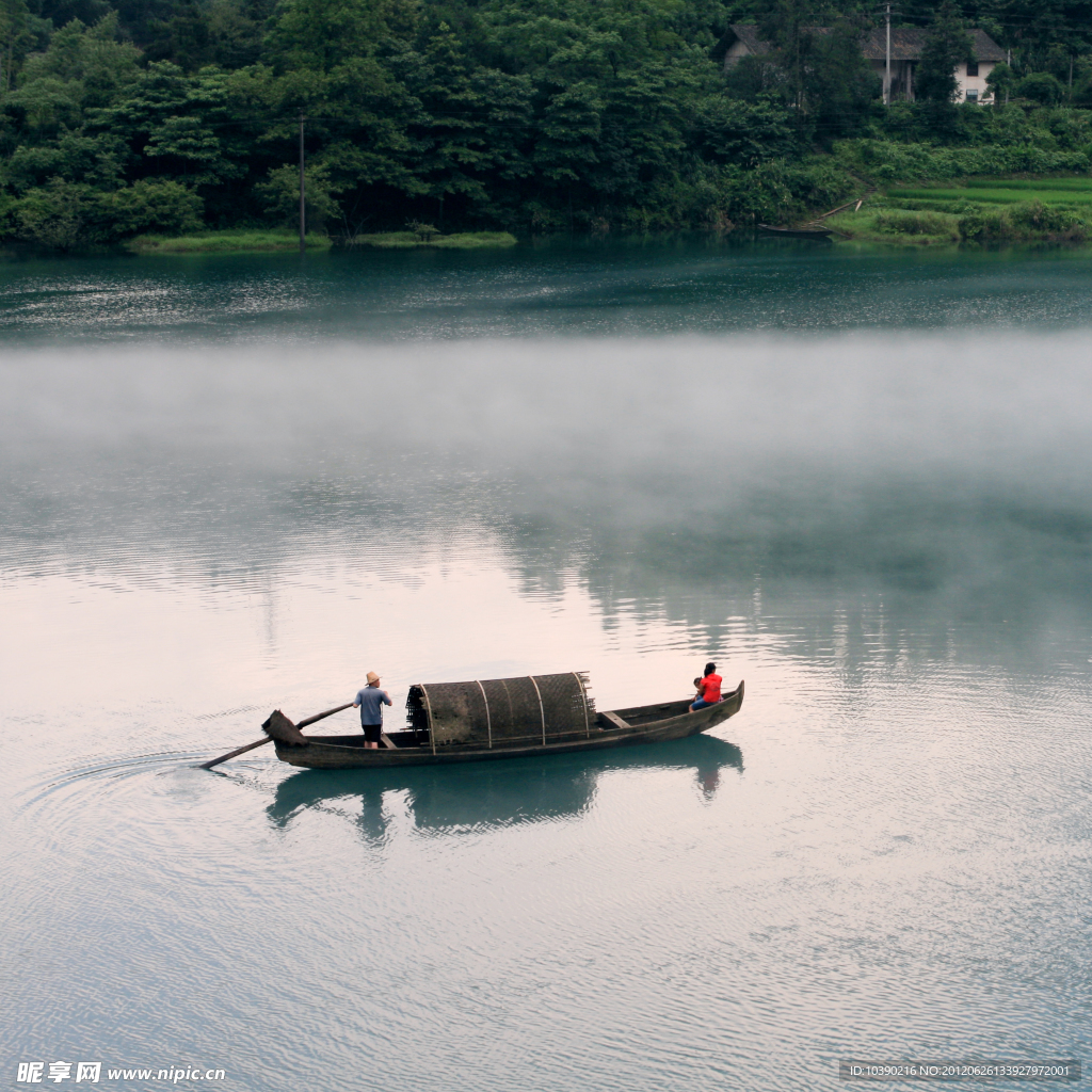 水上划船