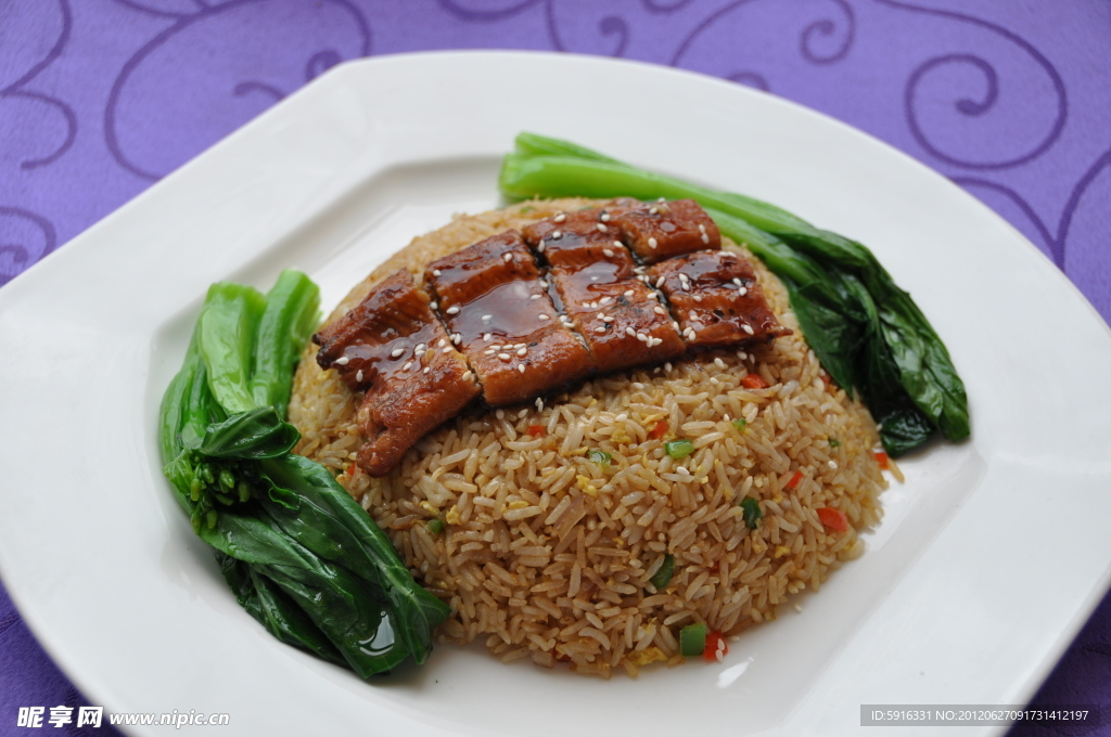 日式鳗鱼炒饭