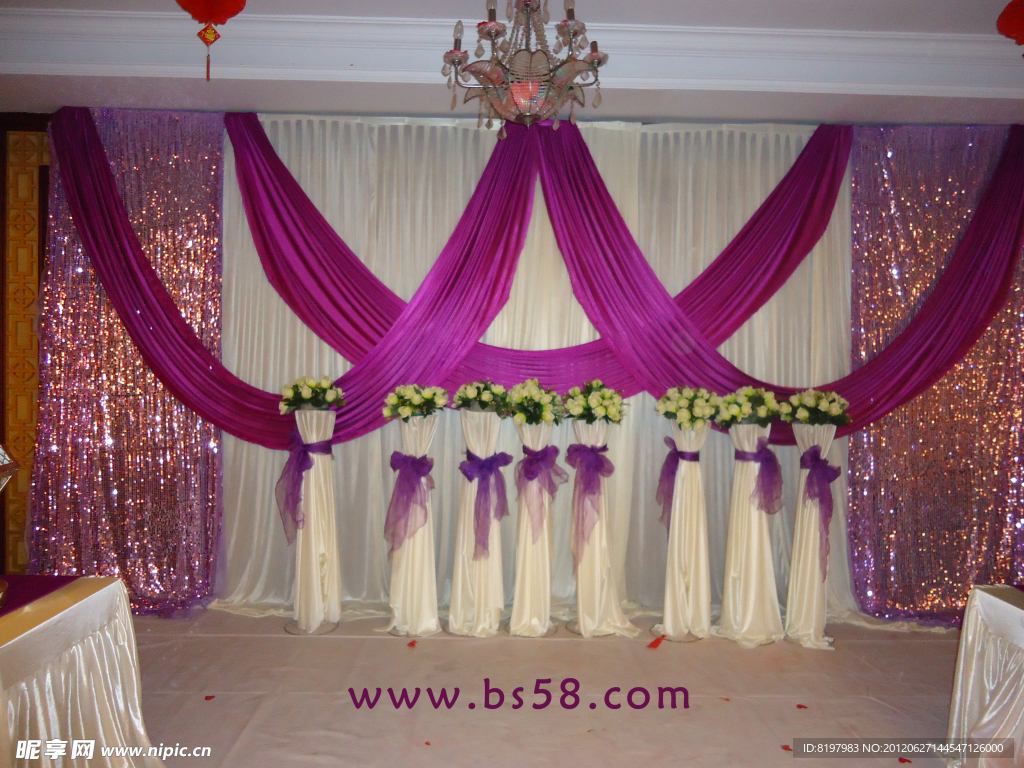 酒店婚礼布置高清图片下载-正版图片500544778-摄图网