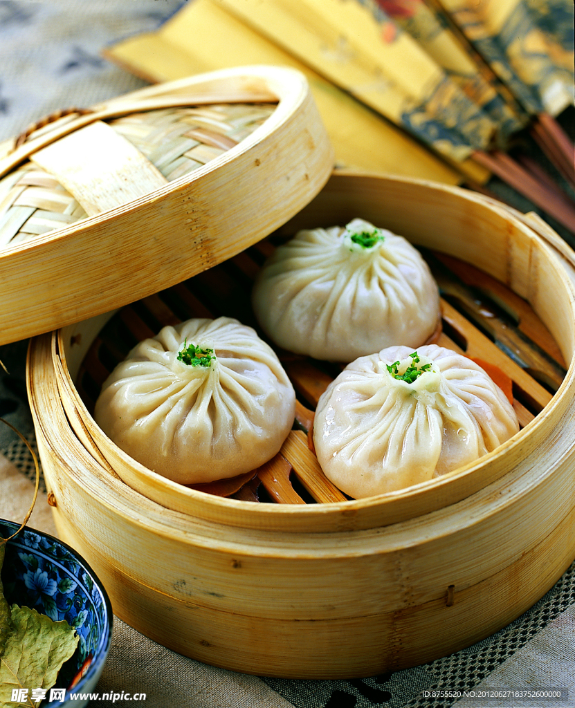 鸭茸汤包