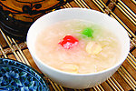 冰糖莲子银耳羹
