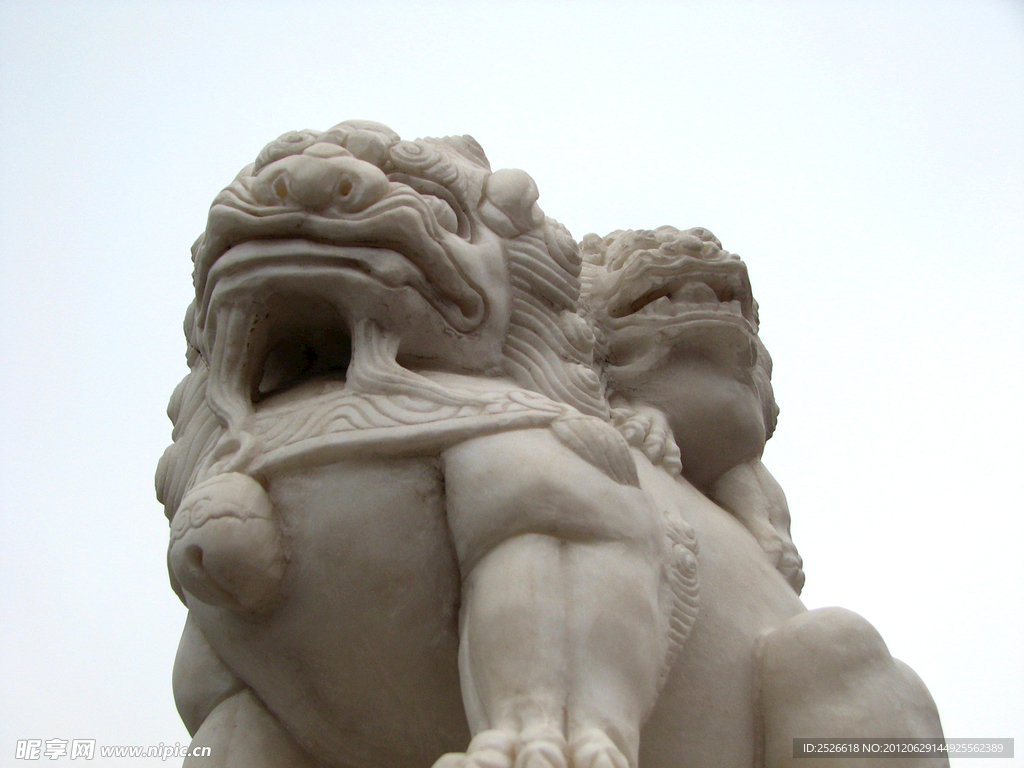 狮子雕塑