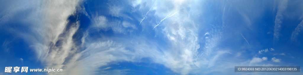 天空