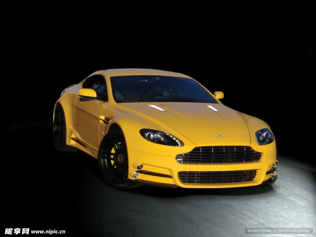 阿斯顿马丁V8 Vantage