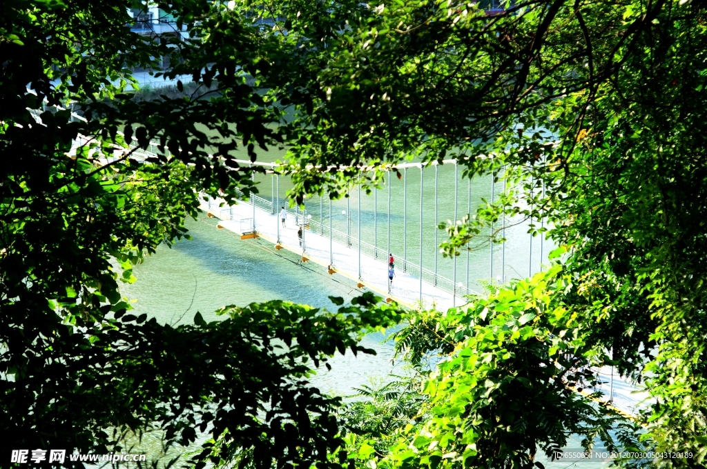 九峰索桥
