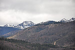 香格里拉远眺雪山