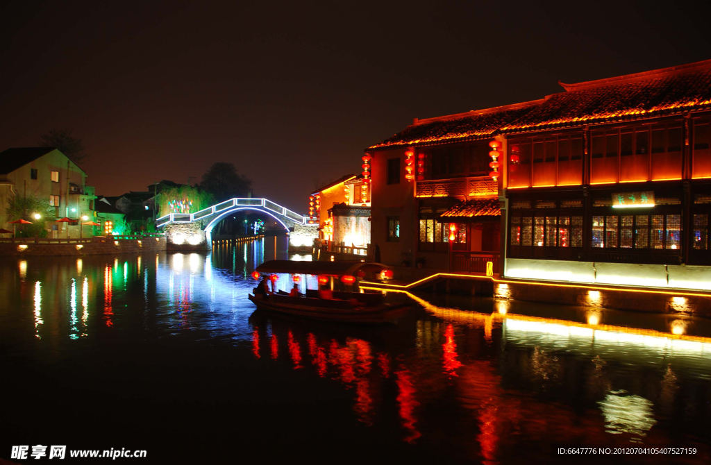 古镇夜景