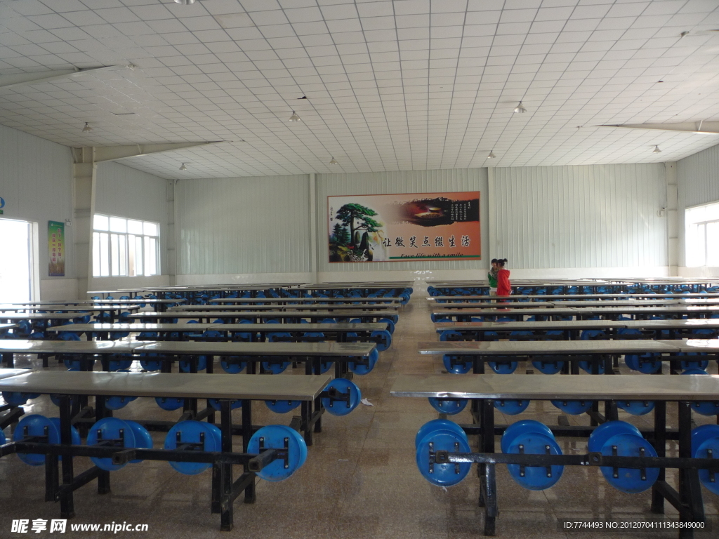 学校的食堂