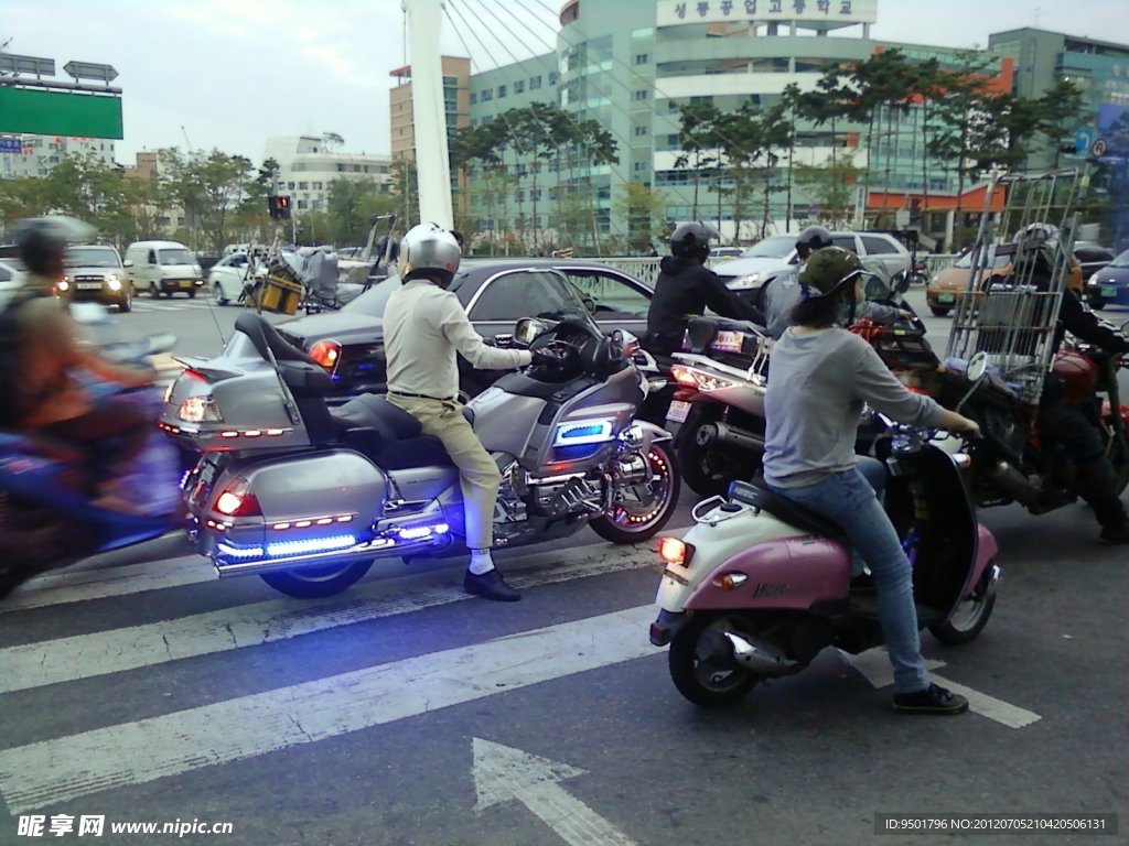 韩国 摩托车