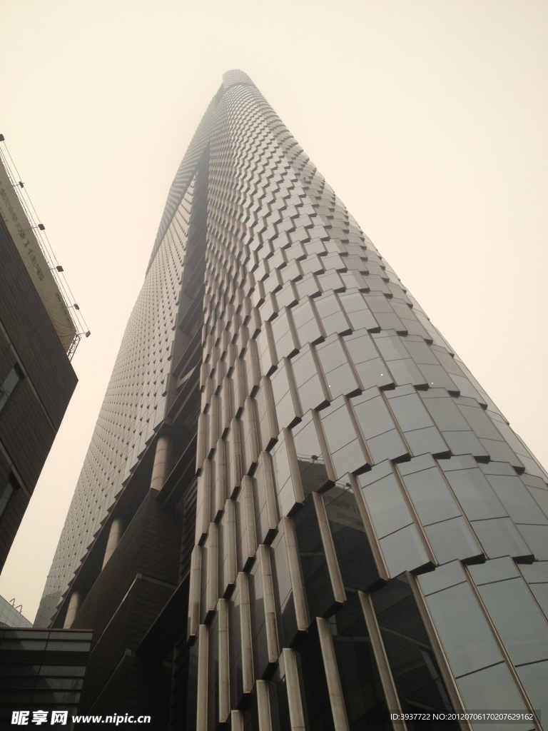 南京紫峰大厦