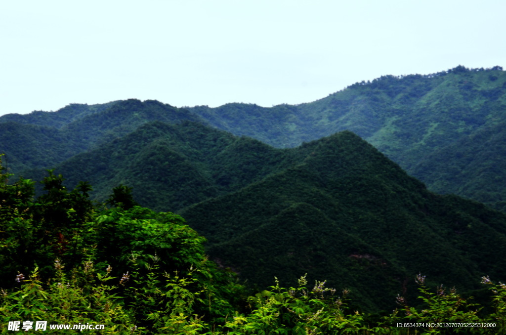 北山叠翠