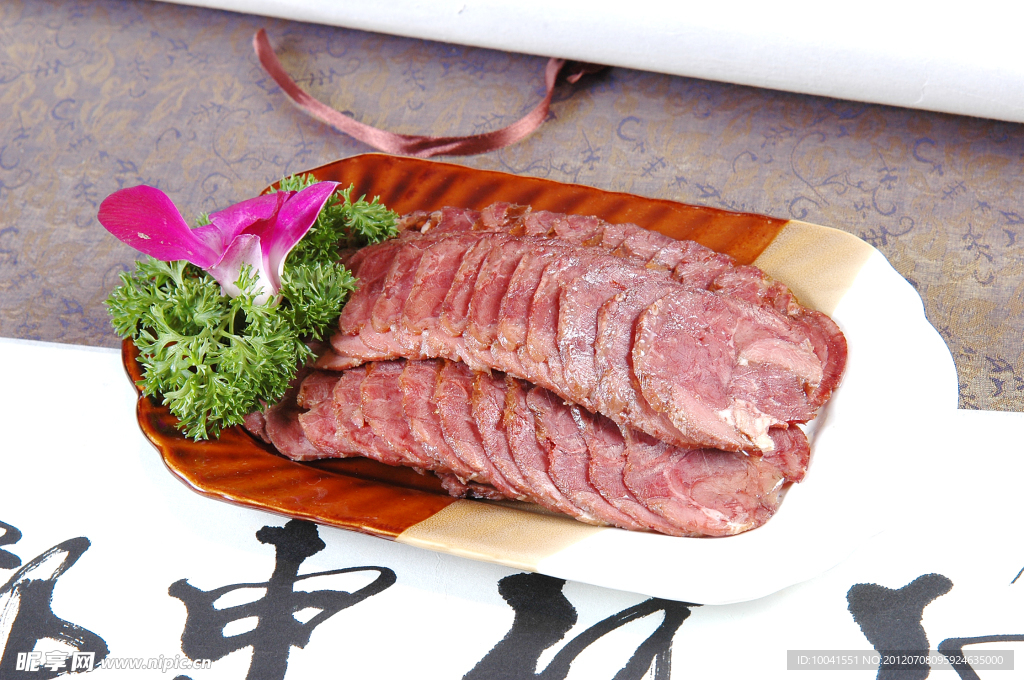 五香腱子肉