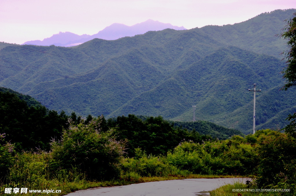 北山的公路