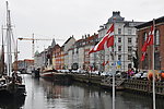 Copenhagen 哥本哈根的岸边游船