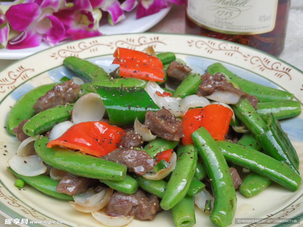黑椒蜜豆炒牛柳