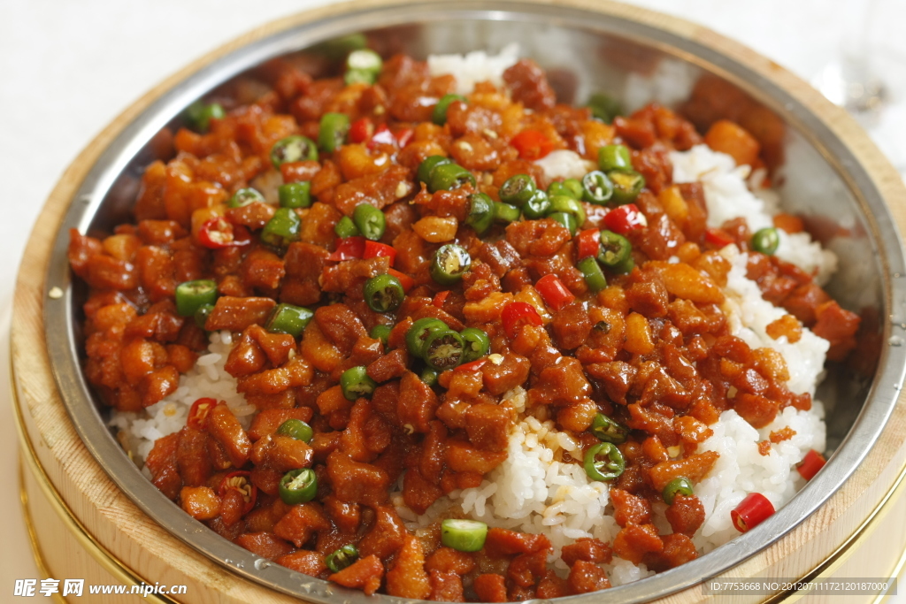 青椒肉丁饭