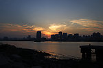 夕阳西下上海黄浦江