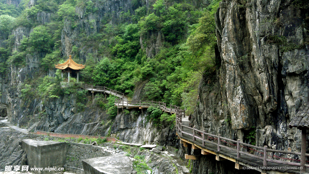 山峰