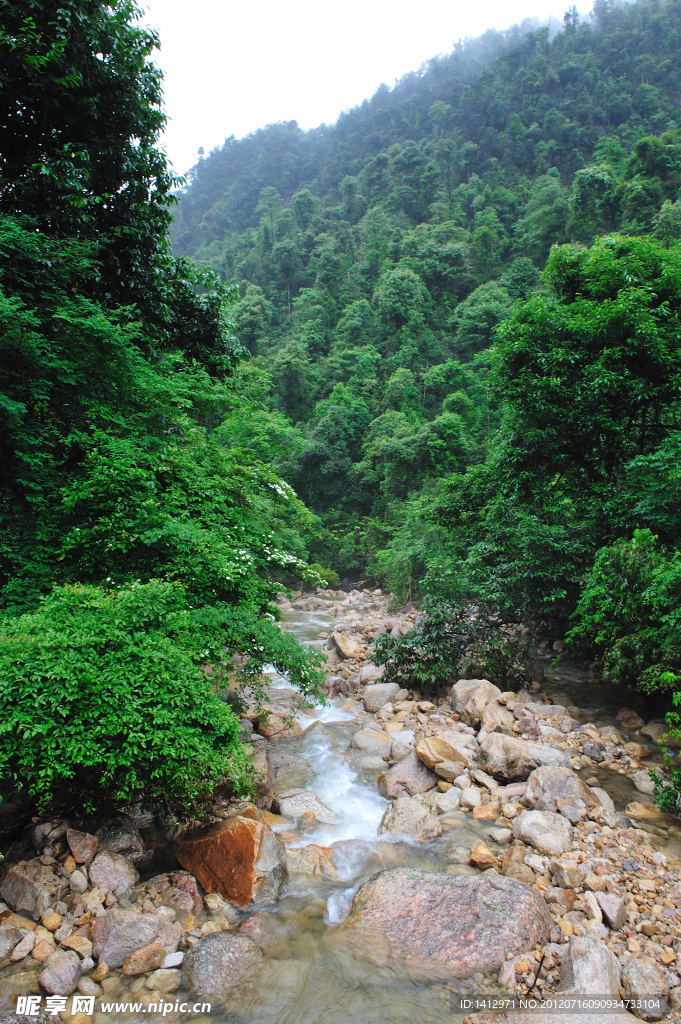 贺州姑婆山