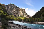 高山与河流