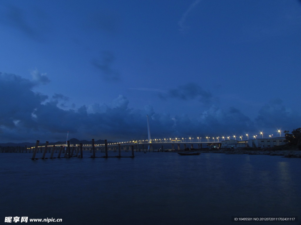 晨早的深圳湾大桥