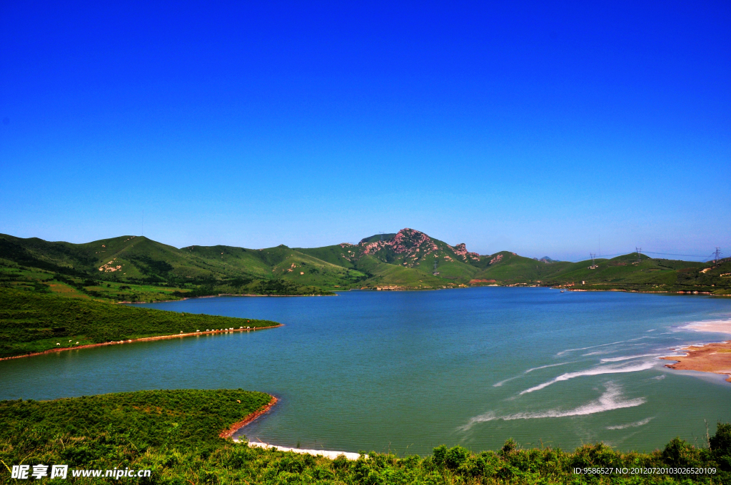 湖光山色风景图片