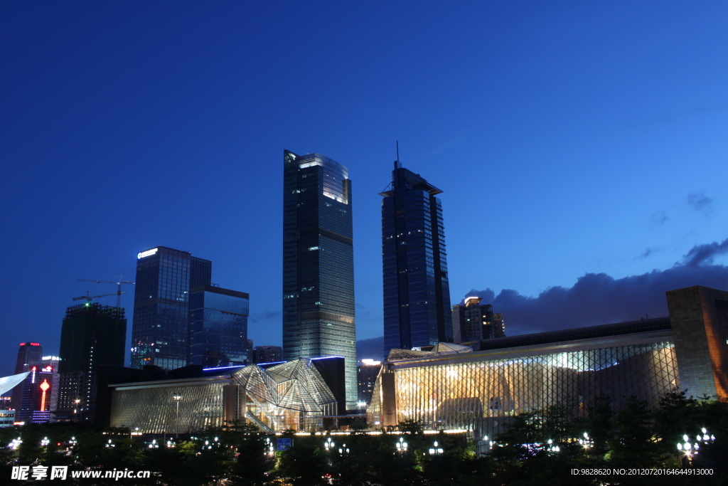 深圳市民中心夜景