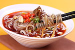 牛肉酸辣粉