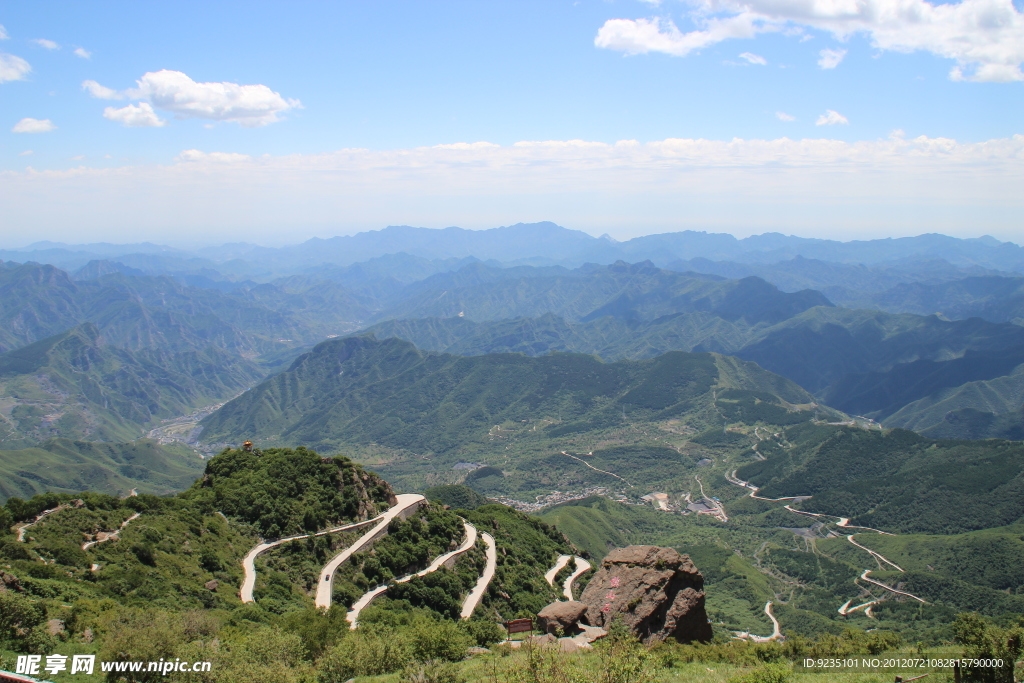 百花山风光