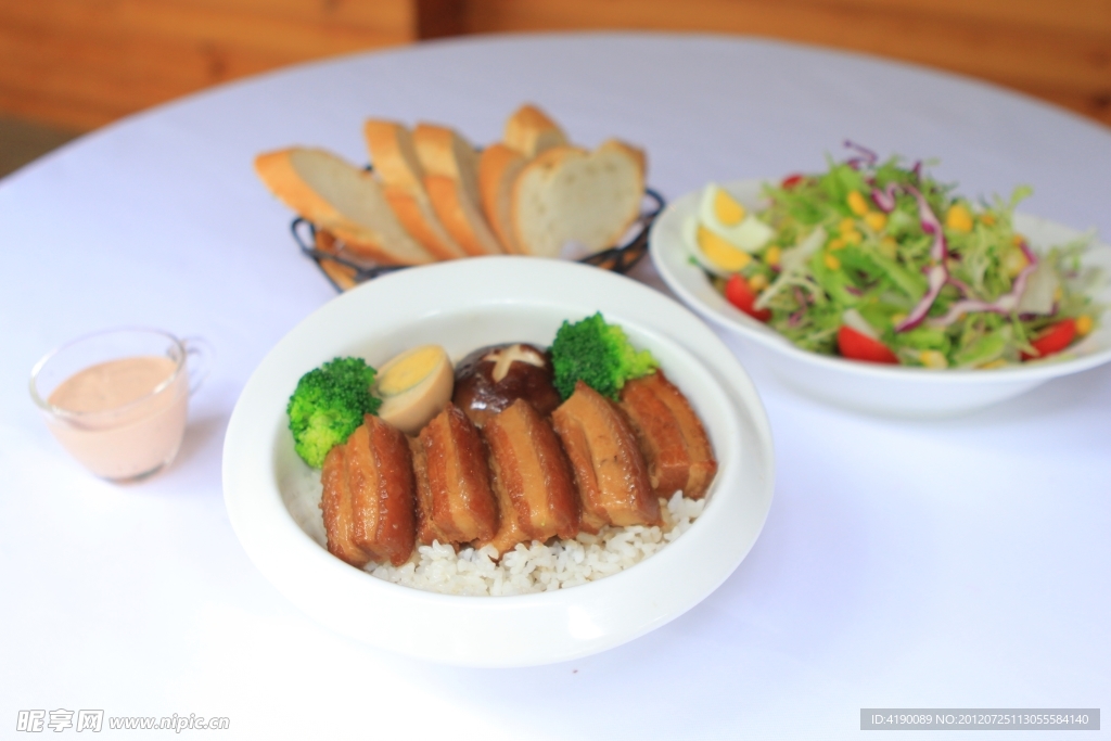 台式控肉饭