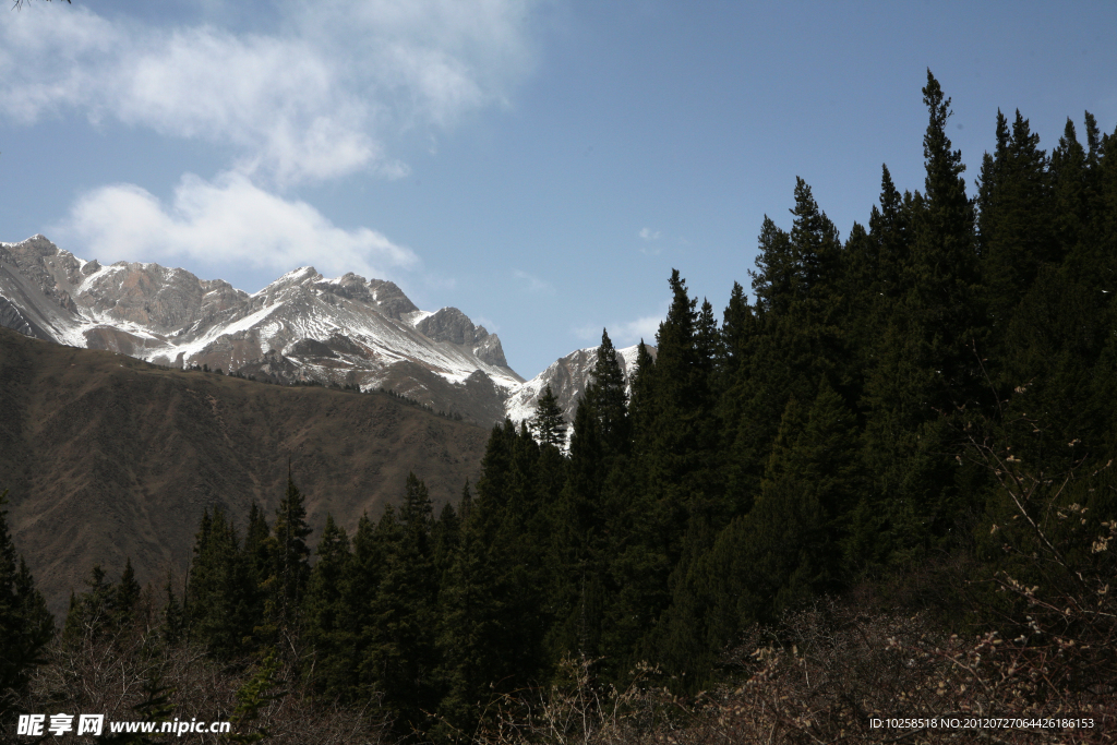 黄龙雪山