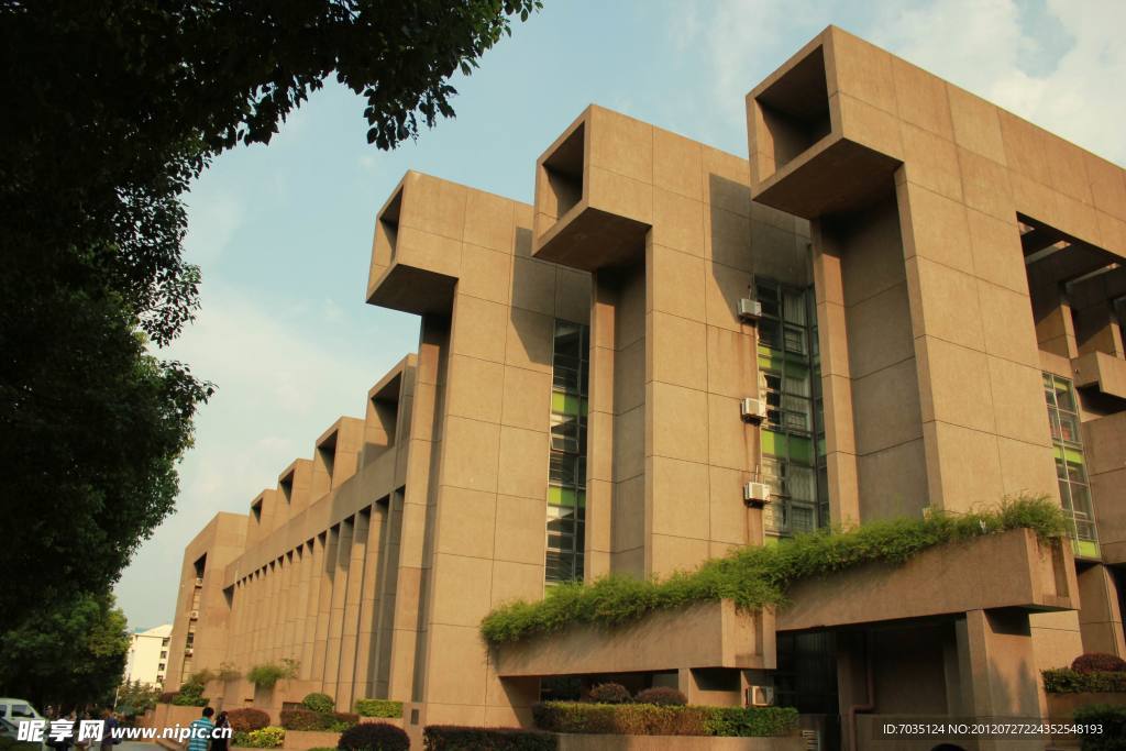 湖南大学法学及建筑楼