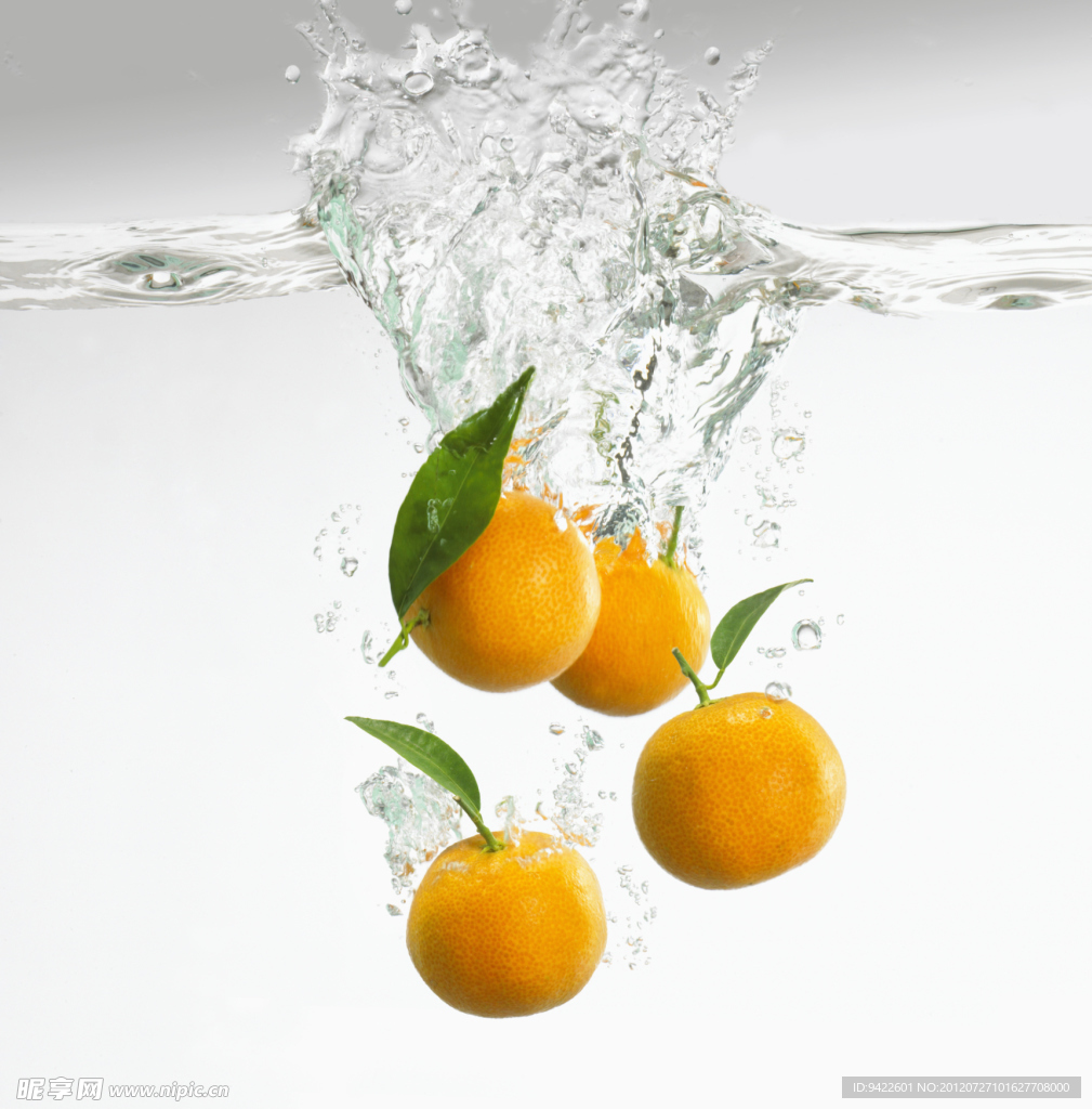 水中橙子