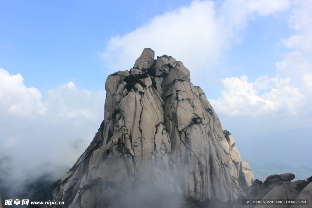 天柱山第一峰