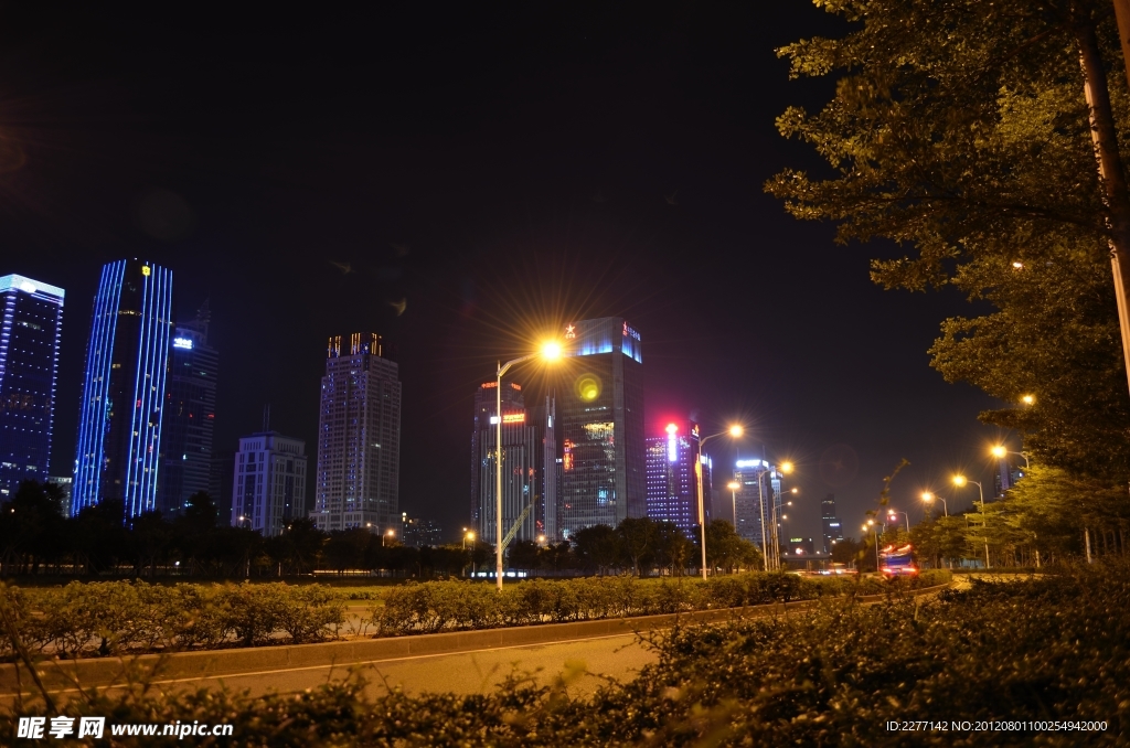 城市夜景 公路