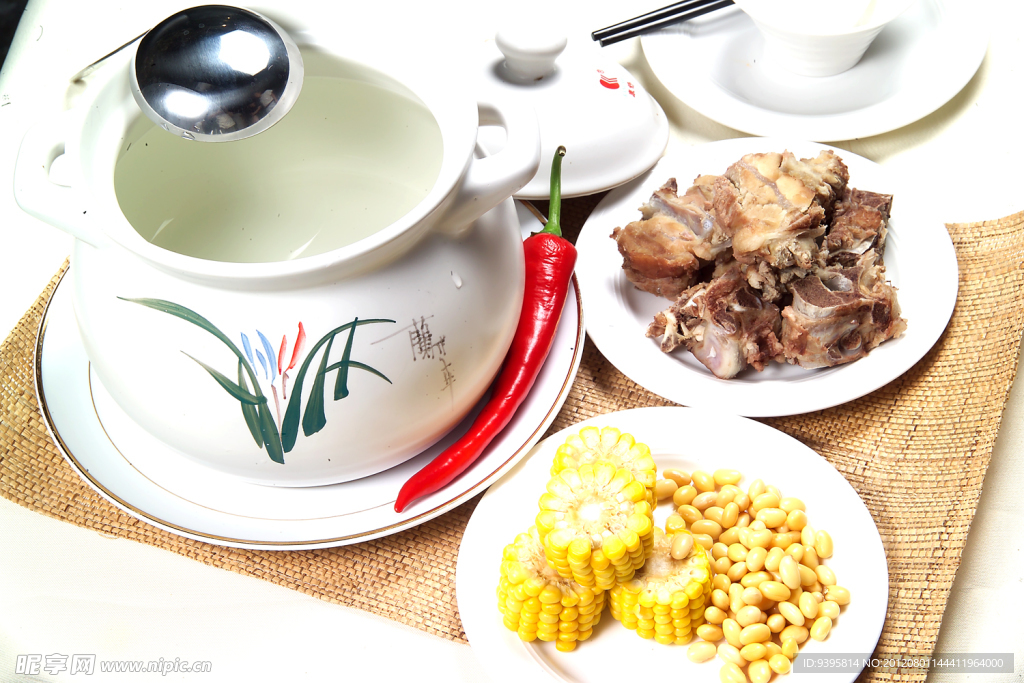 米黄豆炖龙骨