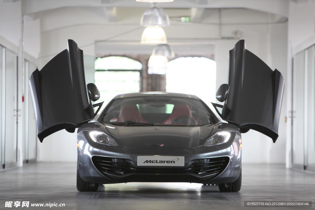 迈凯轮MP4 12C