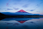 红色富士山