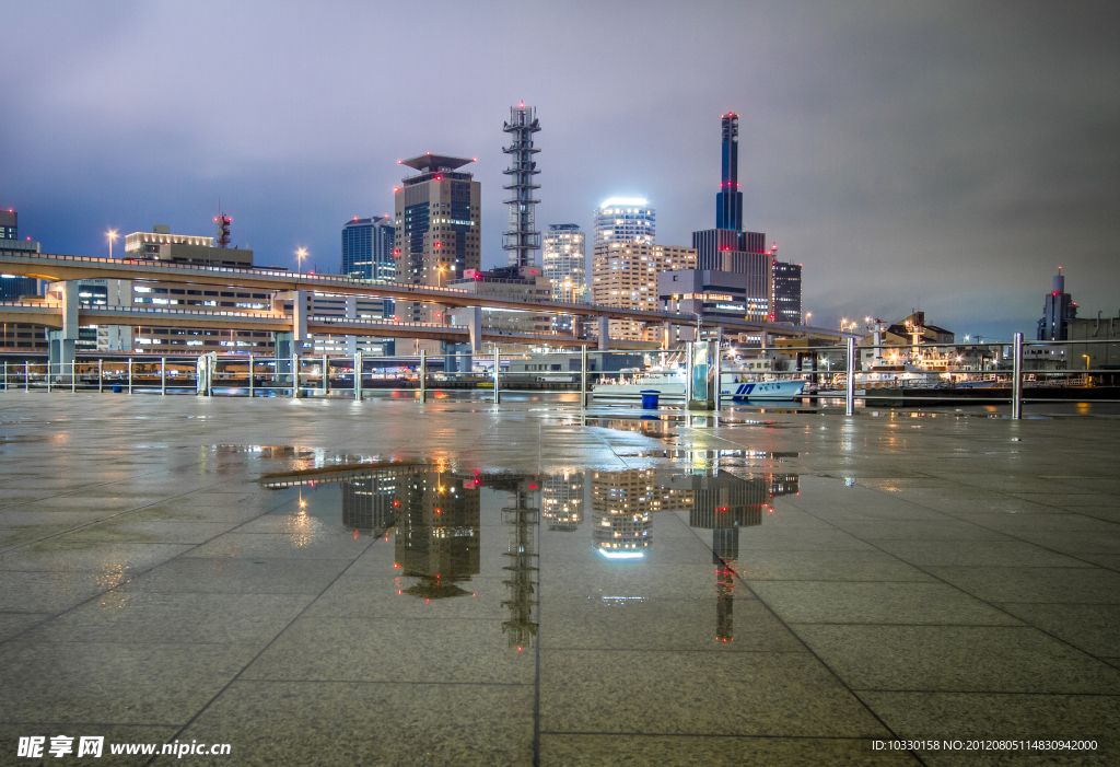 雨后的神户一景
