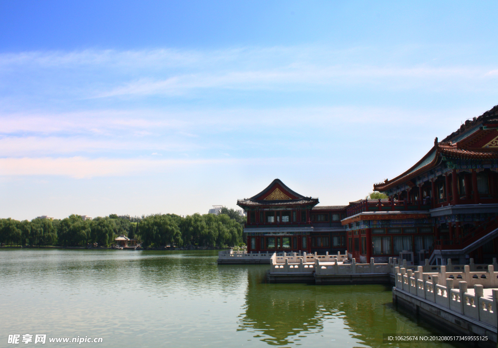 龙潭湖
